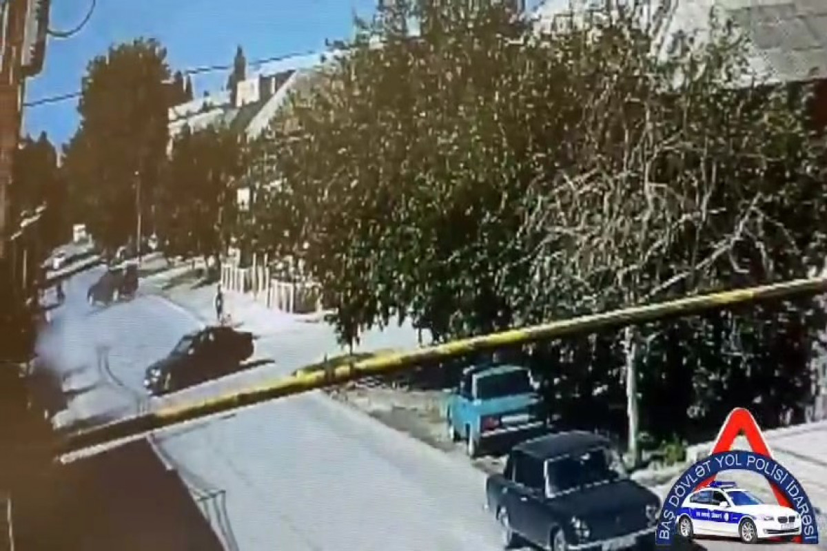 4 piyadanın vurulduğu yol qəzasının görüntüsü yayıldı - VİDEO