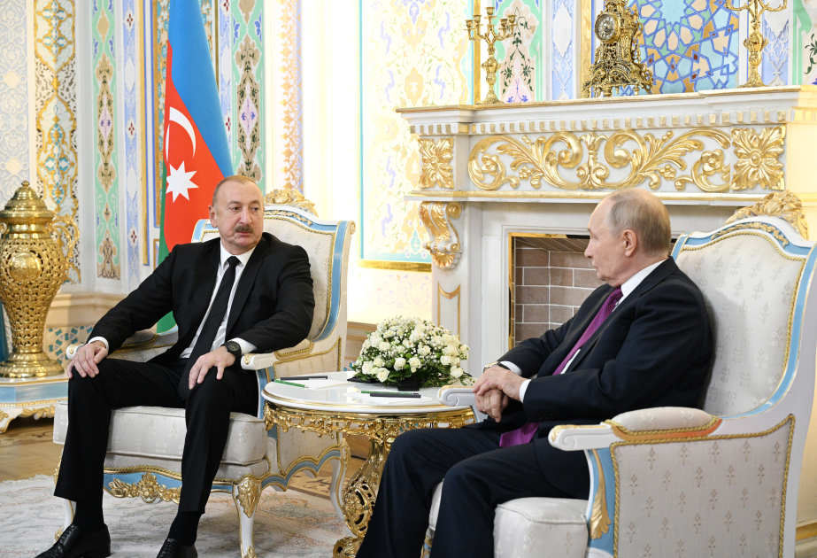 Azərbaycanla münasibətlərin müttəfiqlik ruhunda davam edəcəyinə ümidvarıq - Putin