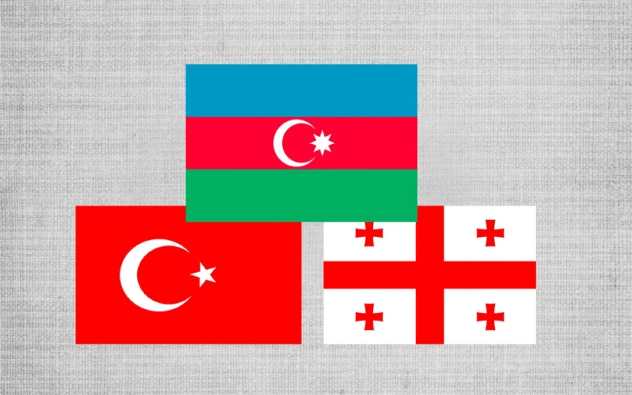 3 ölkə Qarsda birgə təlim keçirəcək
