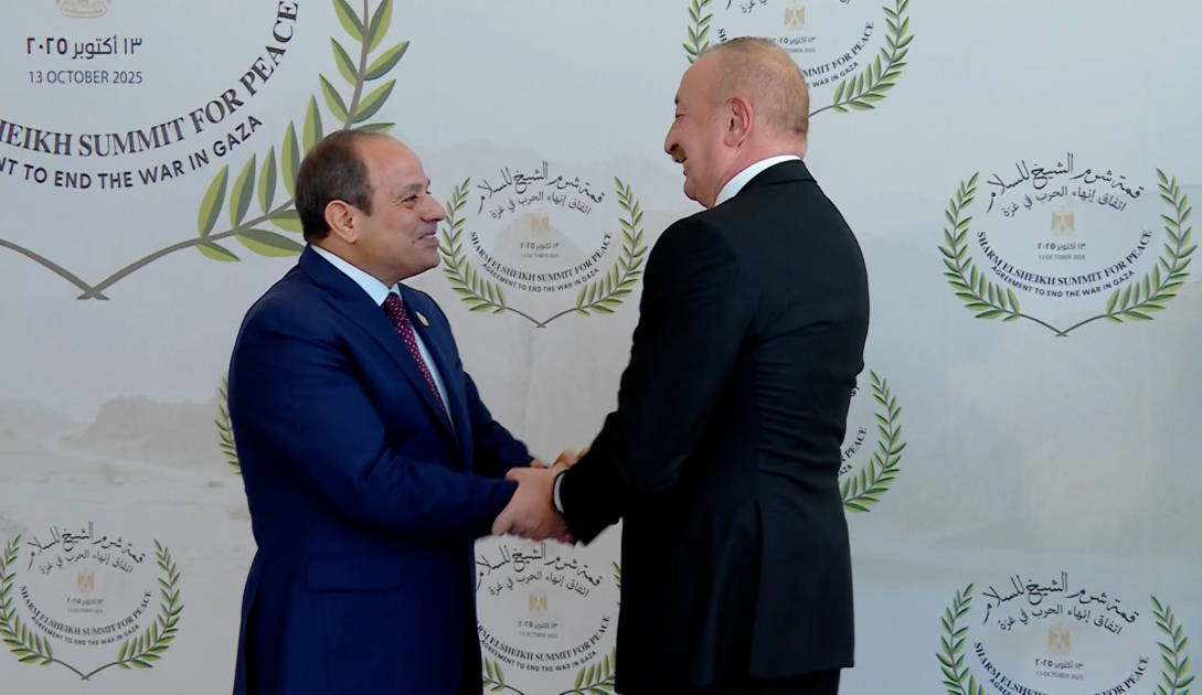 Prezident Yaxın Şərq Sülh Sammitində iştirak edir