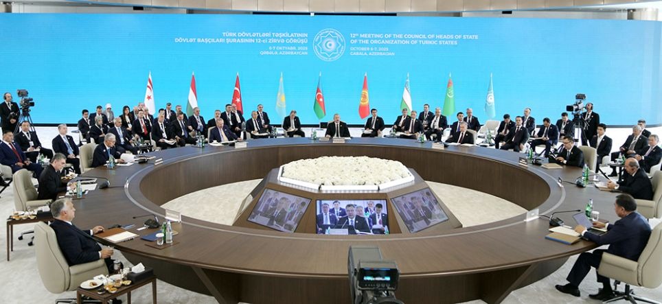 Türkoloji qurultayın 100 illiyində gözlənilənlər...