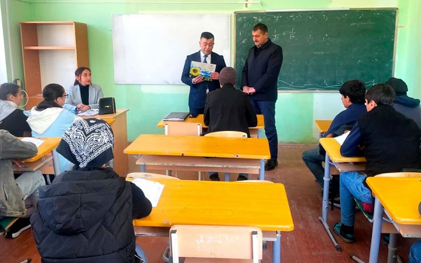 Ucqar kəndlərdə müəllimlərin durumu - TƏHLİL