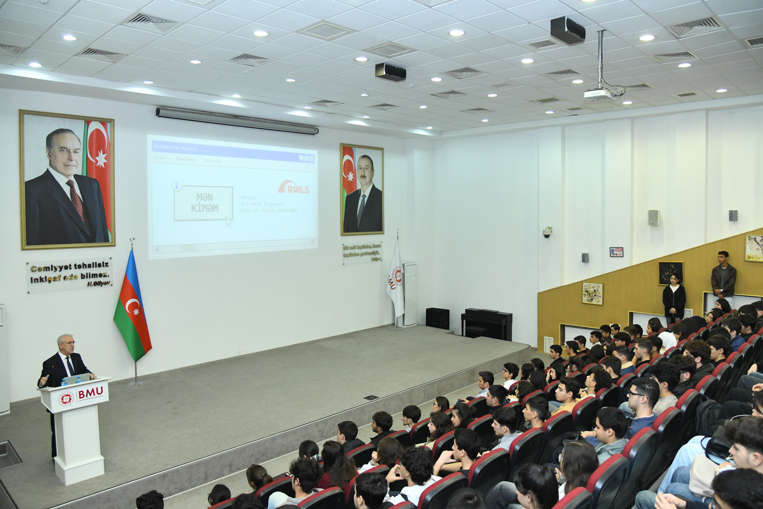 BMU tələbələri “Holberton School Azerbaijan” barədə məlumatlandırılıb