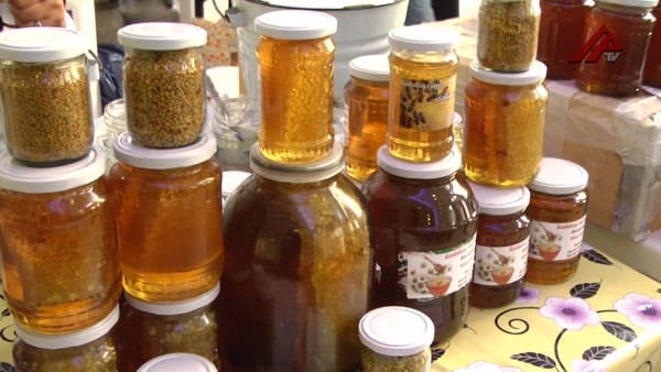 Bakıda bal yarmarkası keçirilir