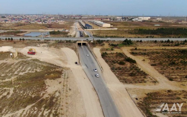 Zığ dairəsi-Hava Limanı yoluna birləşdirən yanaşma yolları tikilir - VİDEO