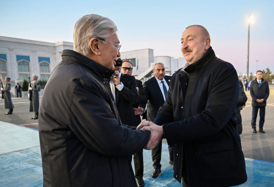 İlham Əliyevin Qazaxıstana səfəri başa çatdı