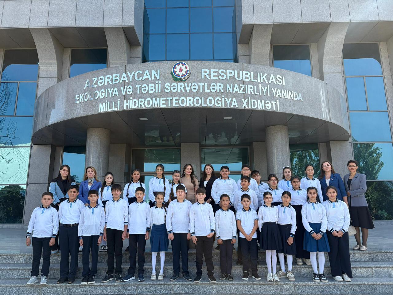 Deputat məktəblilərlə hidrometeorologiya turu təşkil edib