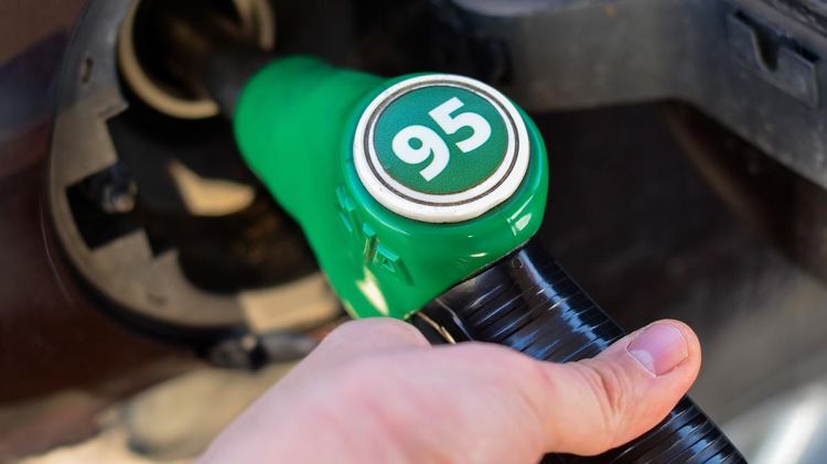 Aİ-95 markalı benzin bahalaşacaq?