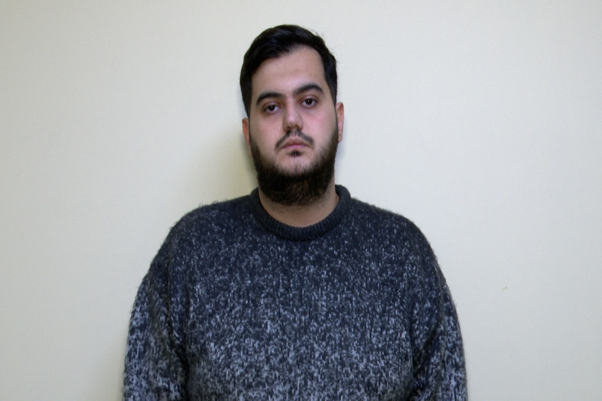 Dələduz ingilis dili müəllimi SAXLANILDI