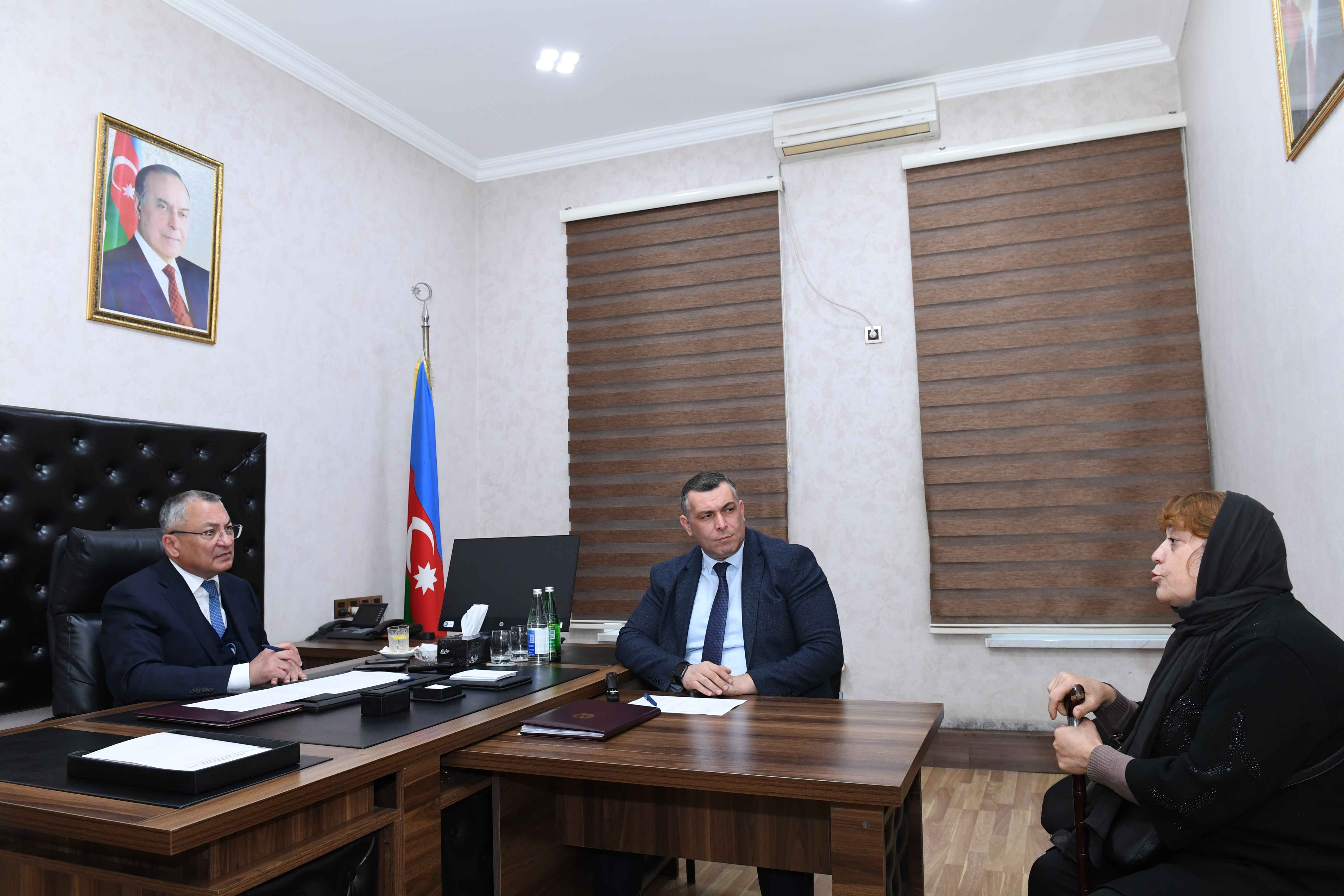 "Qaçqınkom" sədri vətəndaş qəbulu keçirib - FOTO