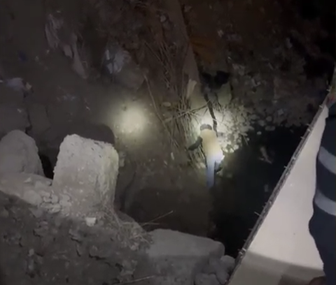 Gəncədə azyaşlı oğlan çay dərəsinə düşdü - VİDEO