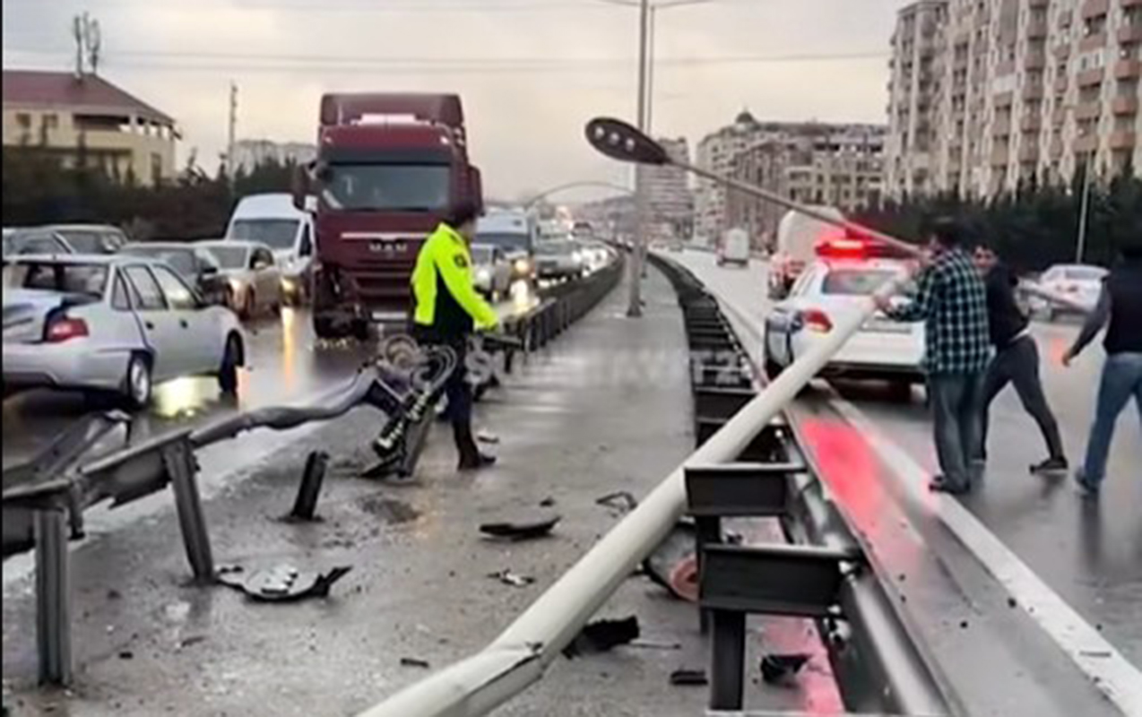 Bakı-Sumqayıt yolunda ağır qəza