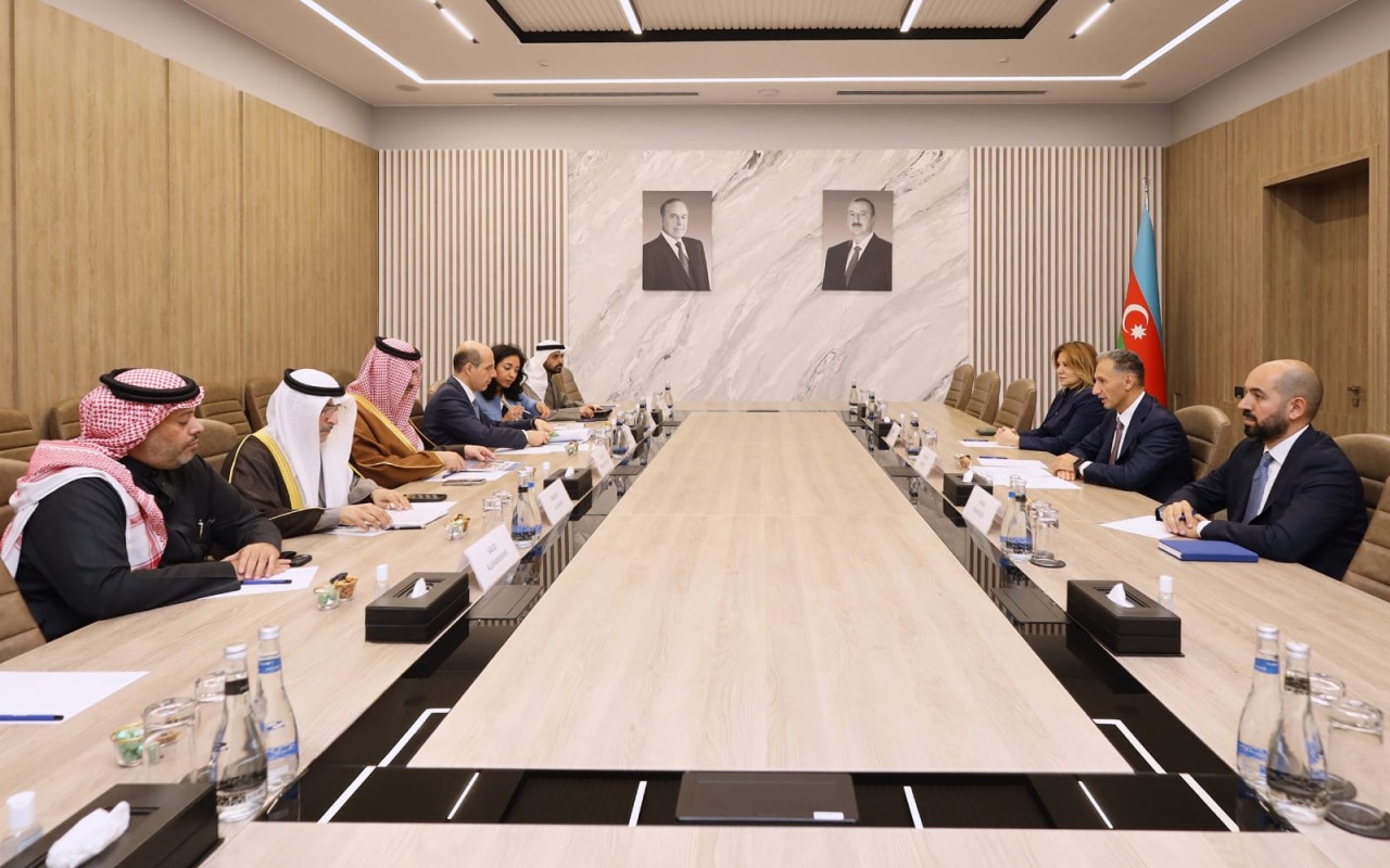 Rəşad Nəbiyev ərəb ölkələrinin nümayəndələri ilə görüşdü