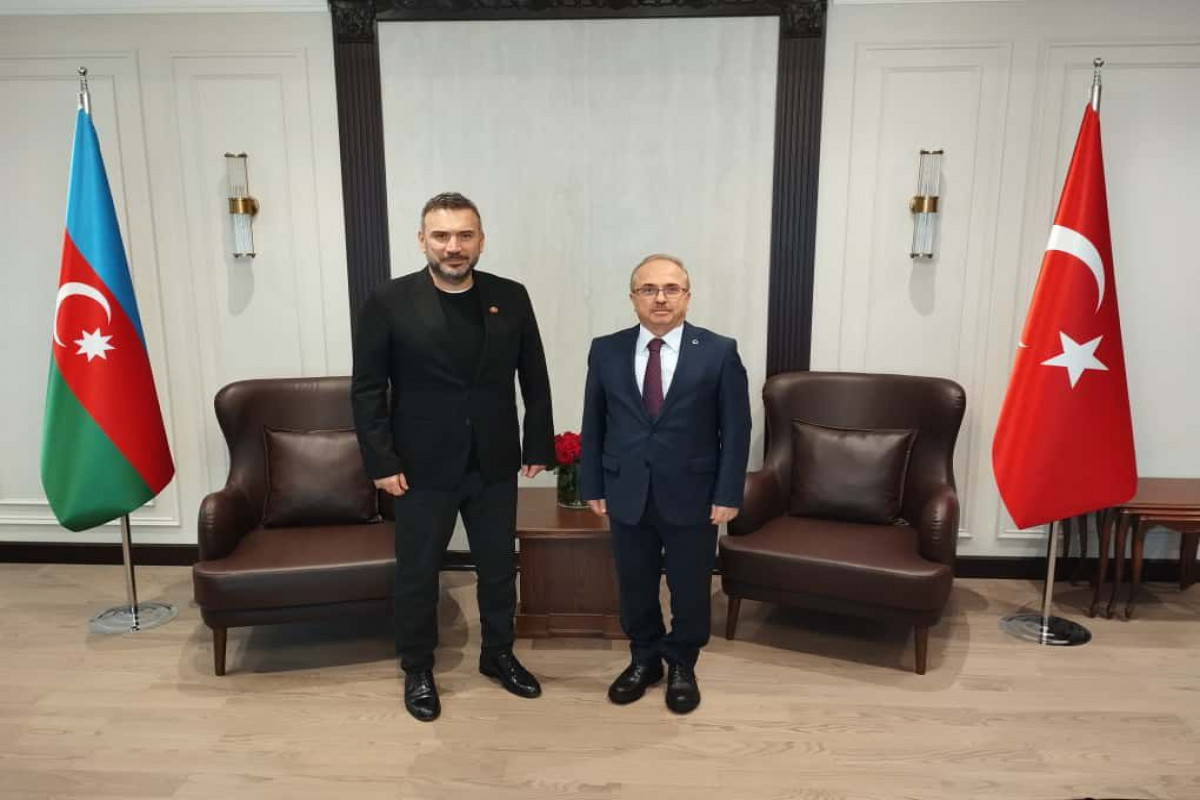 Türkiyə səfiri Ertem Şenerlə görüşdü