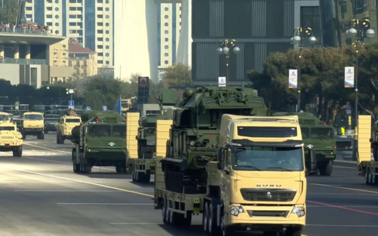 "Vikinq" hava hədəflərinə qarşı mobil döyüş kompleksi nümayiş etdirildi - VİDEO