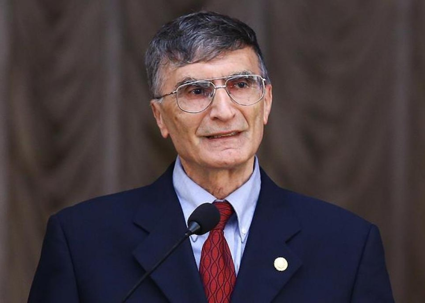 Əziz Sancar Azərbaycan xalqını TƏBRİK ETDİ