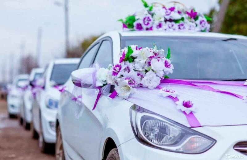 Toy karvanı qəzaya düşdü: ölən və yaralanan var