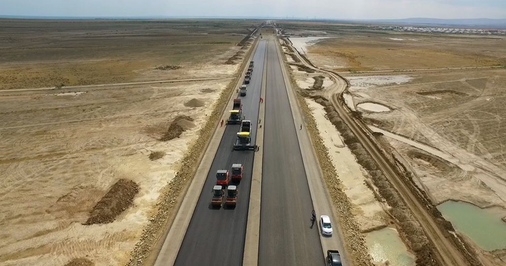 Yolların bayram günlərində təmir edilməsi başa düşülən deyil - DEPUTAT