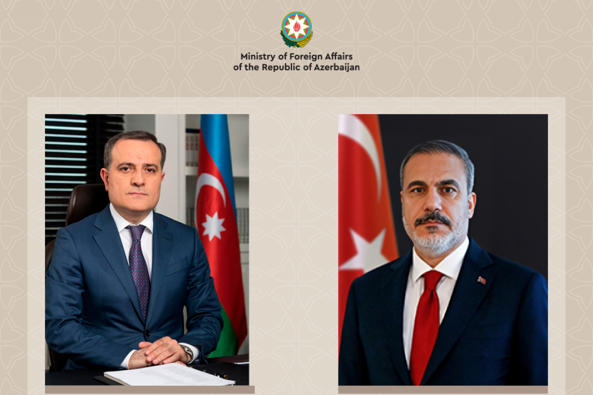 Ceyhun Bayramov Fidana zəng etdi