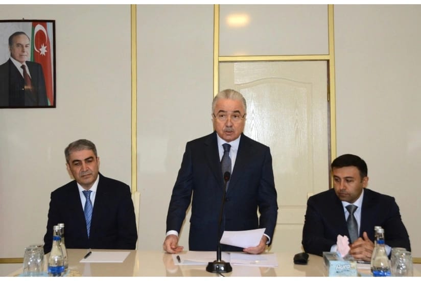 Göyçayın icra başçısı kollektivə təqdim olundu - FOTO