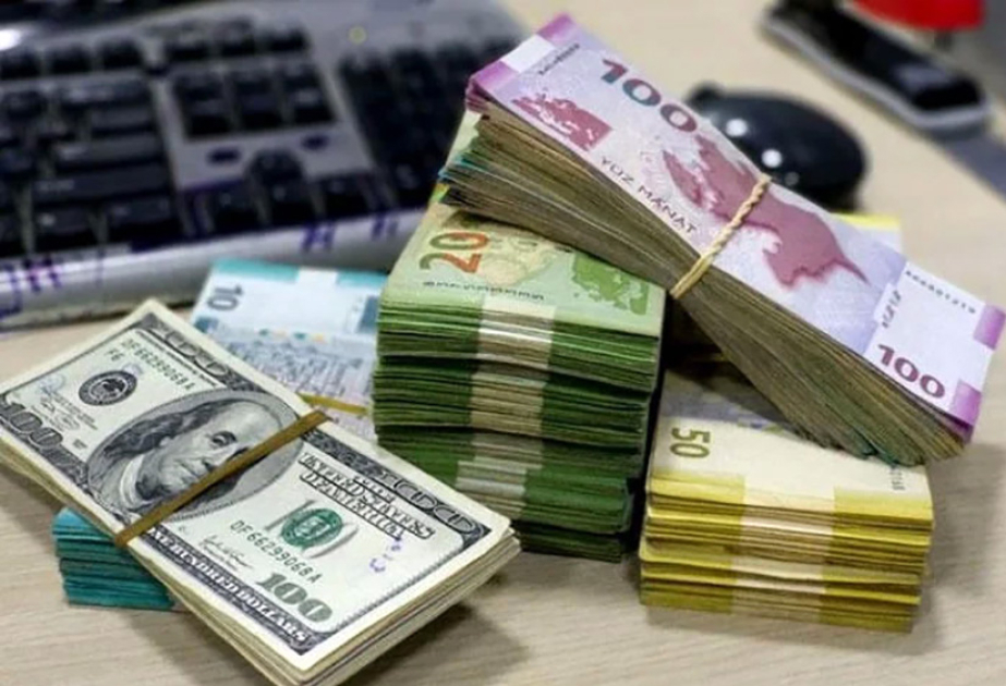 İcmal büdcəsinin profisiti 8 milyard manatı ötüb