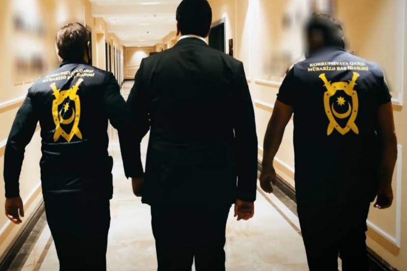 Azərbaycanda məmur həbsi niyə toy-bayrama çevrilir...