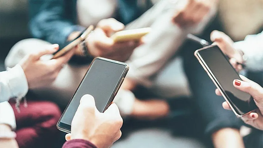 Azərbaycanda mobil operatorlar 1 mlrd. manatdan çox qazanıblar  