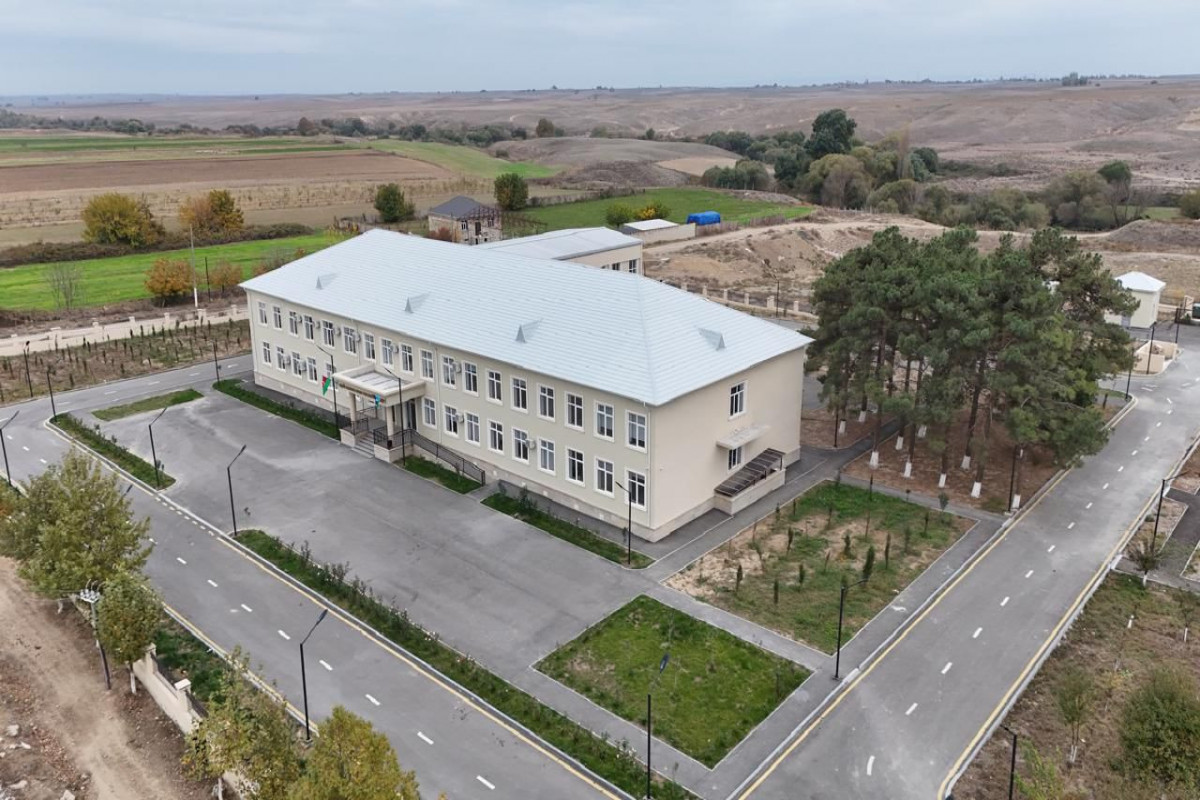 Füzulidə yeni məktəb istifadəyə verildi