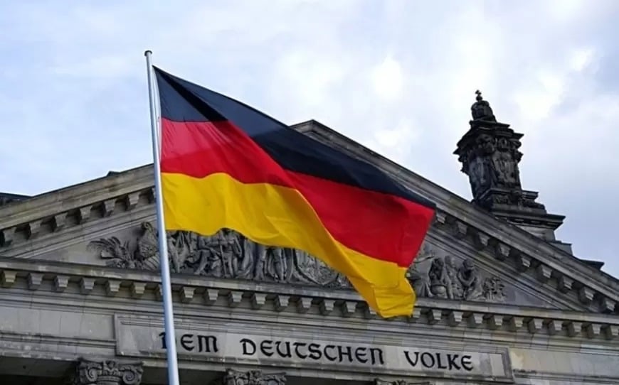 Almaniya Ukraynaya yardımını ARTIRIR