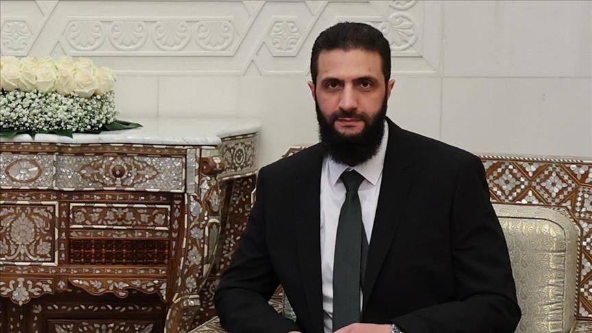 Ahmed eş-Şaraa teröristler listesinden çıkarıldı