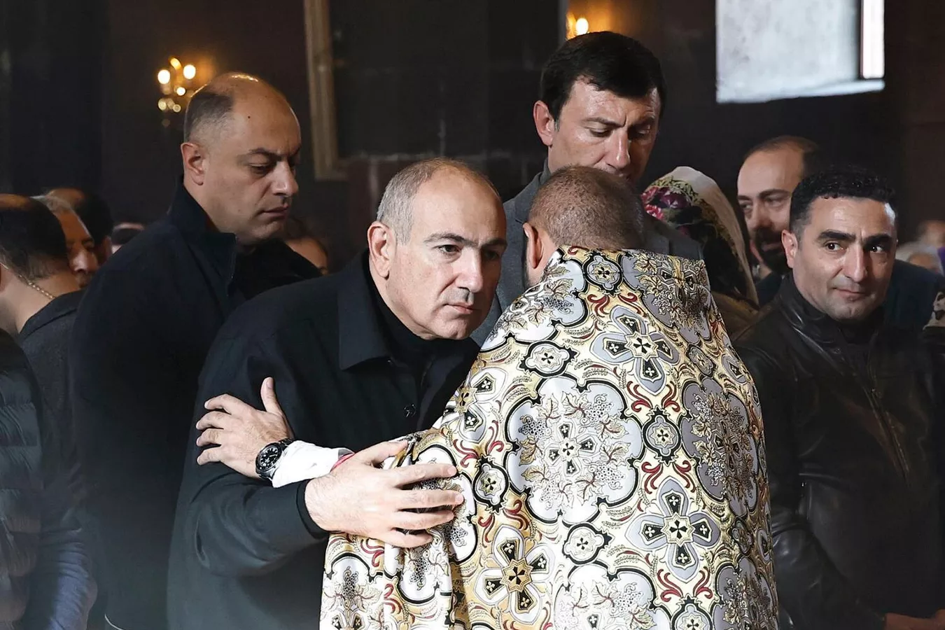 Paşinyan Vaqarşapatdakı qələbəni "Eçmiədzinin azad edilməsi" adlandırdı