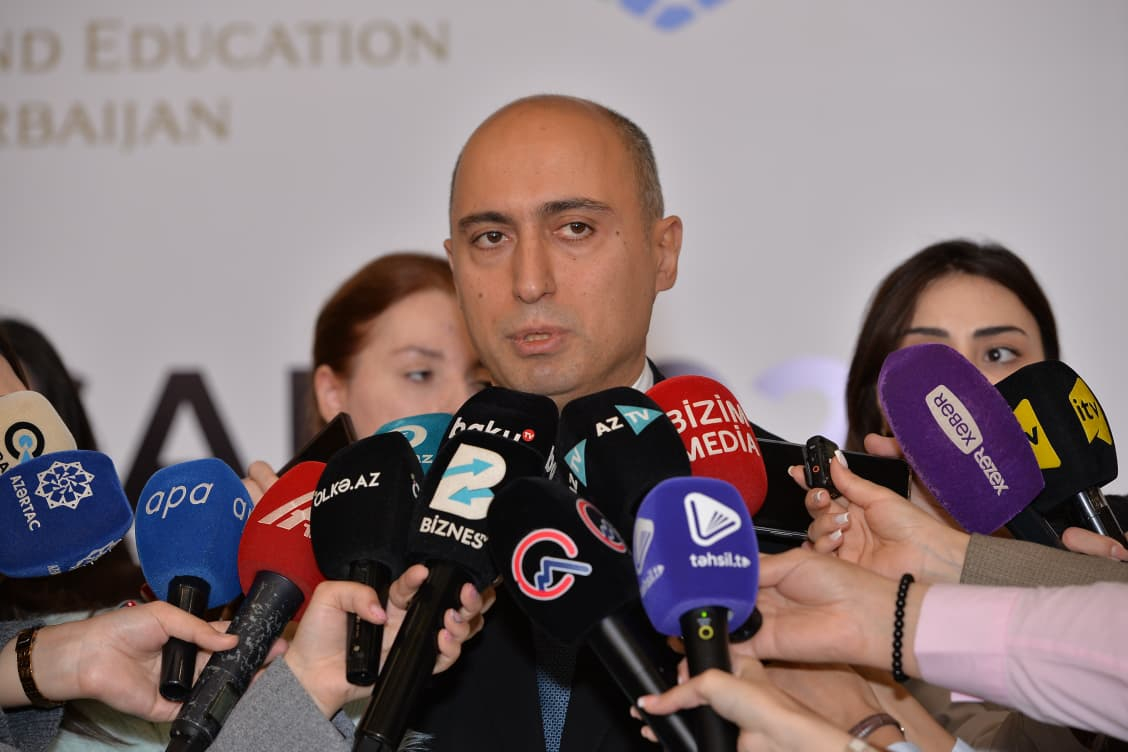 Müəllimlər nə vaxtdan axşamadək məktəbdə olacaq? - Nazirdən cavab