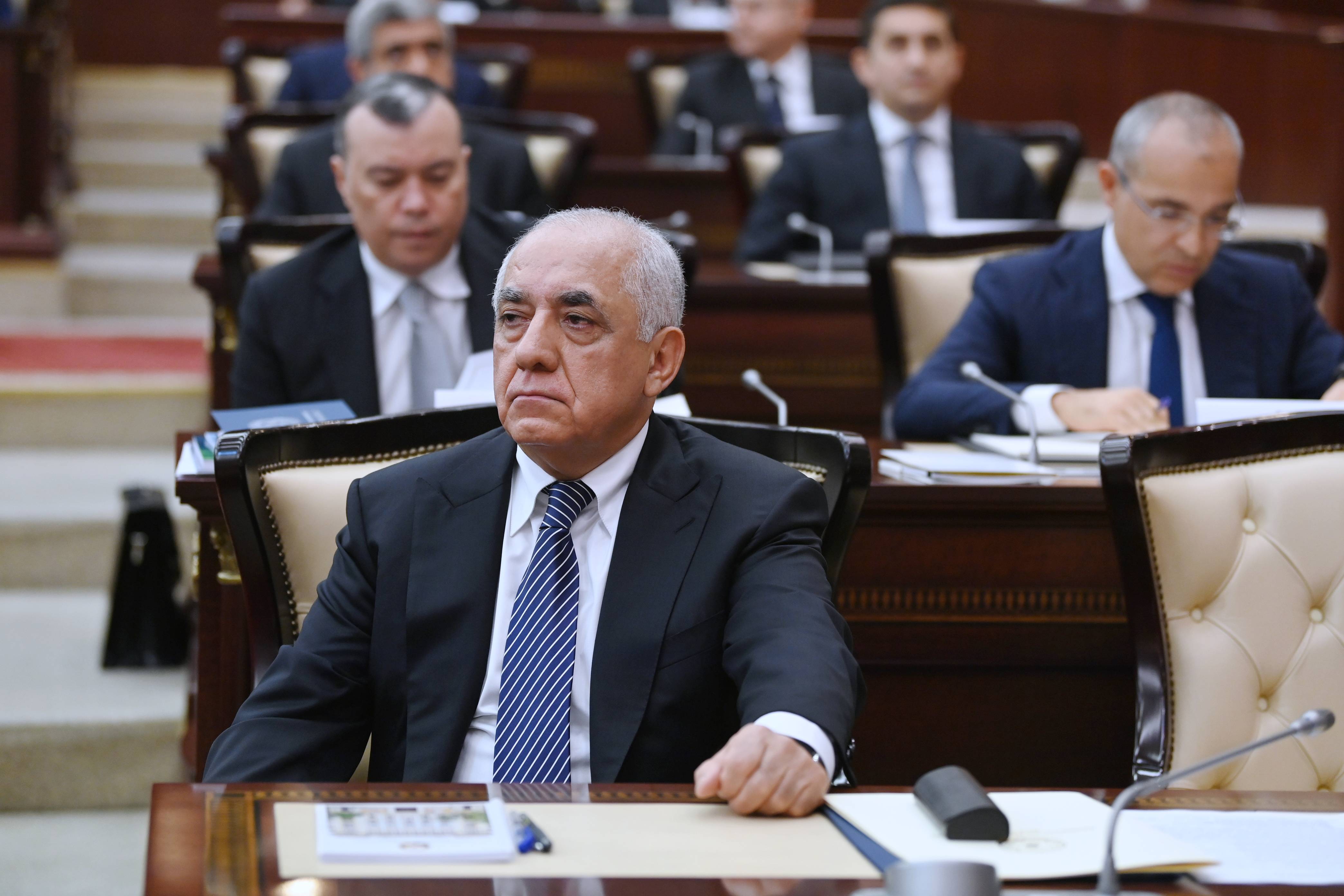 Hökumət üzvləri parlamentdə - İclasdan FOTOLAR