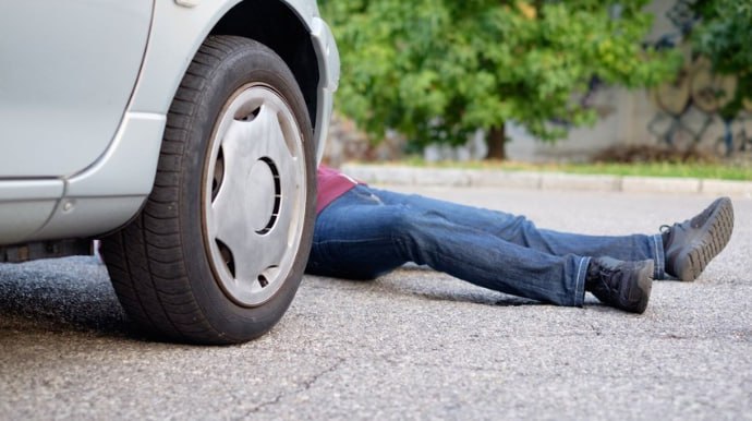 Sumqayıtda piyadanı maşın vurub öldürdü