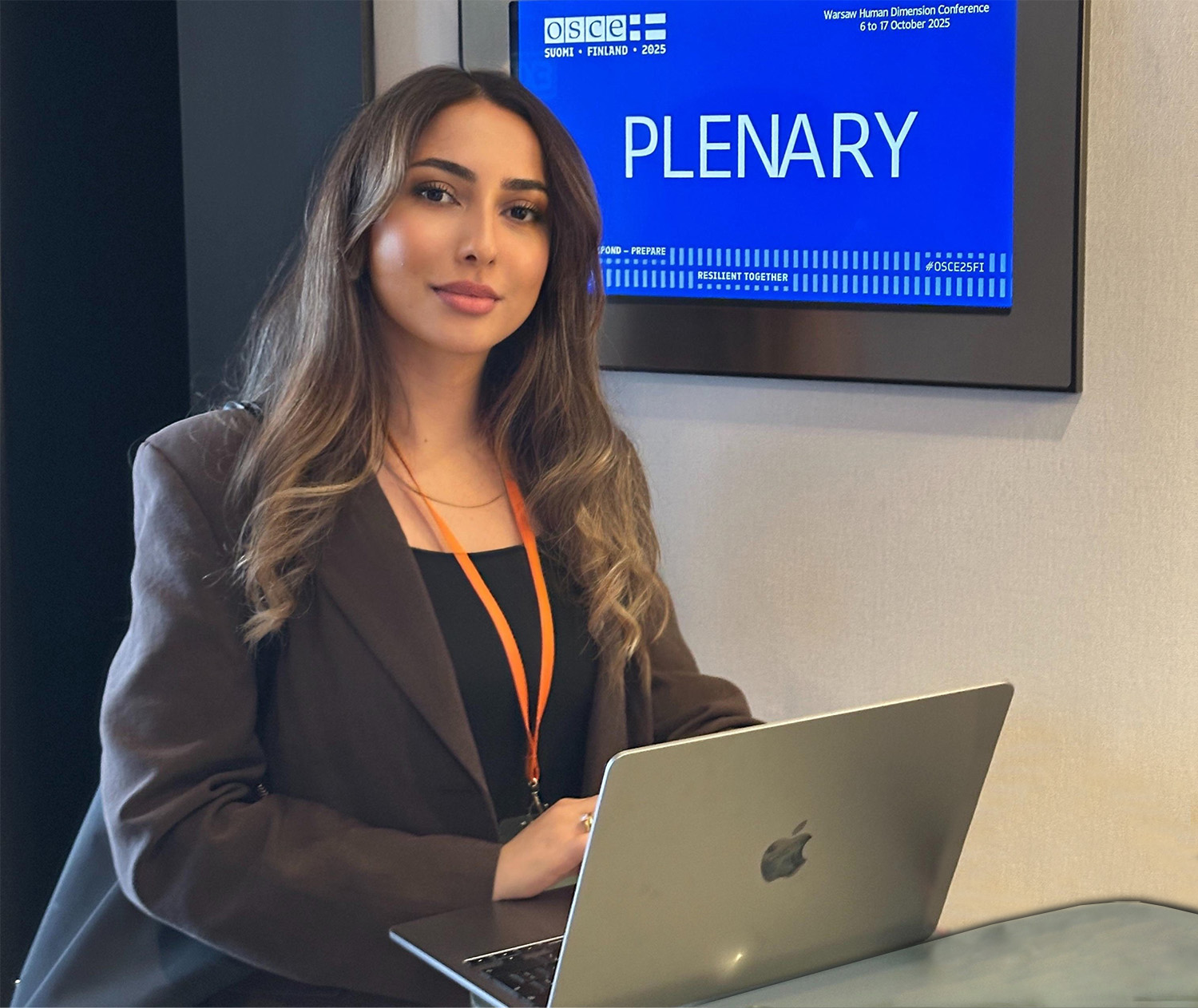 BMU məzunu Varşavada elmi araşdırmalar aparır