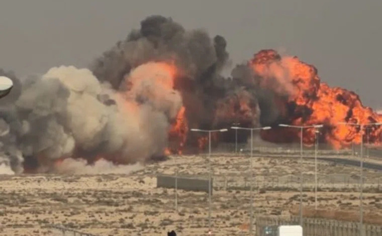 Dubay aviaşousunda qırıcı qəzaya uğradı