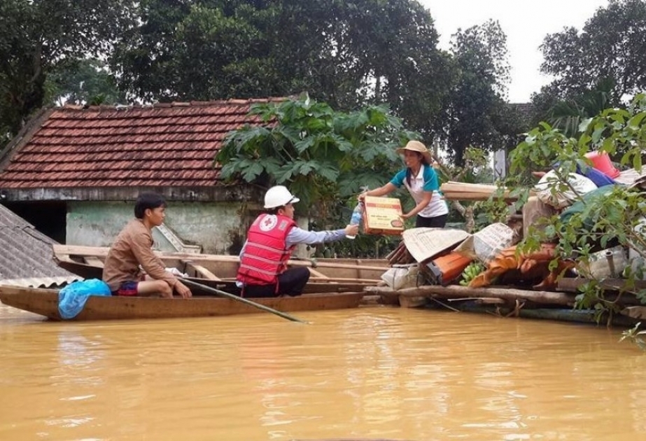 Vyetnamda daşqınlar - azı 90 nəfər öldü