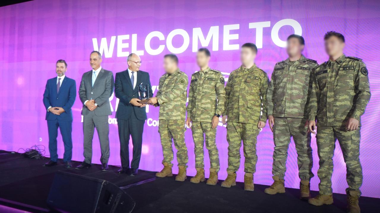 Azərbaycanın komandasından “ARMYTHON” müsabiqəsində tarixi uğur