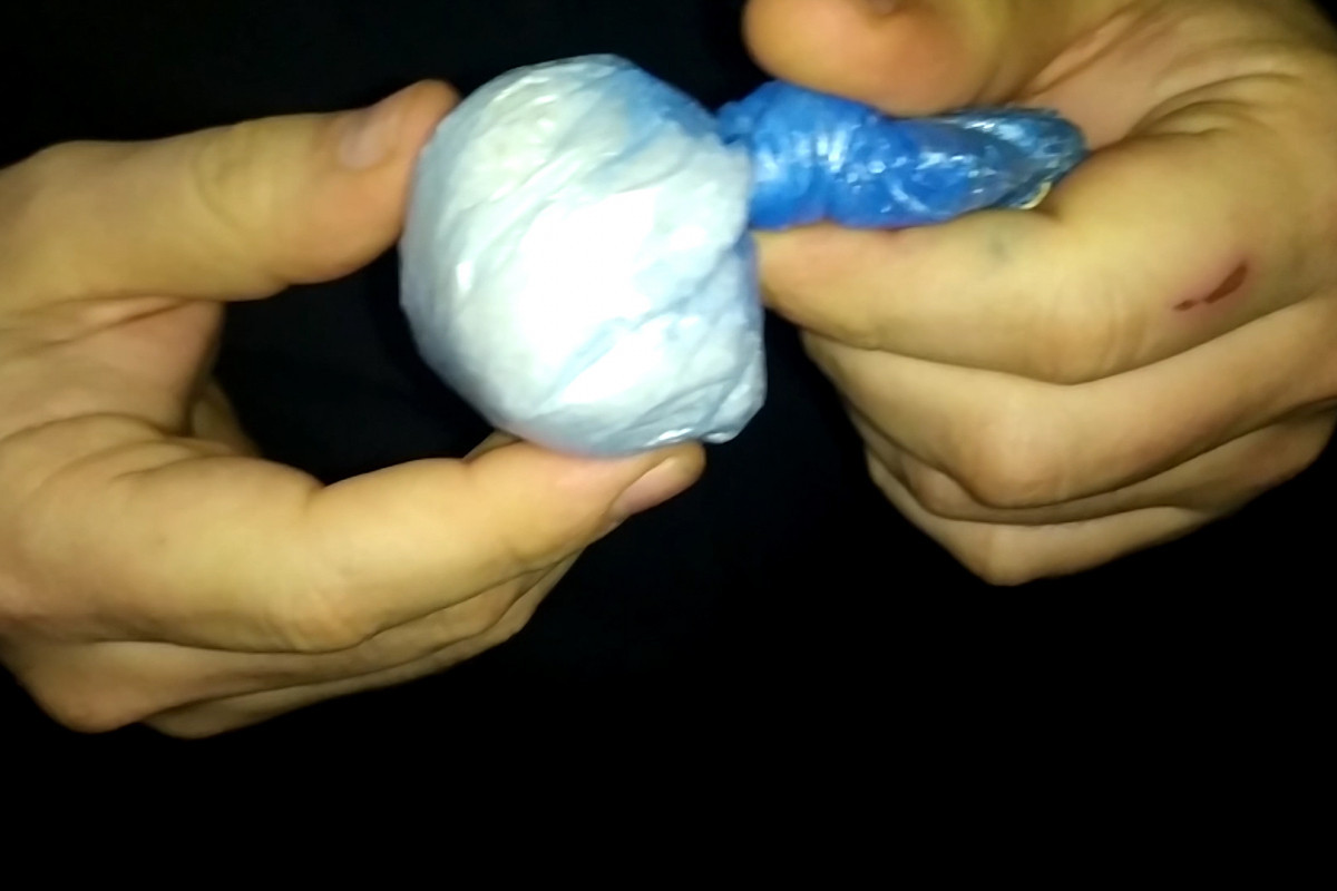 İran vətəndaşlarından narkotik alan şəxslər tutuldu