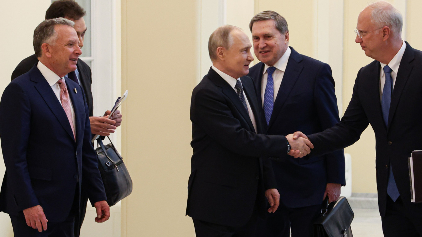 Trampın adamının şok səsyazısı yayıldı – NƏ BAŞ VERİR?