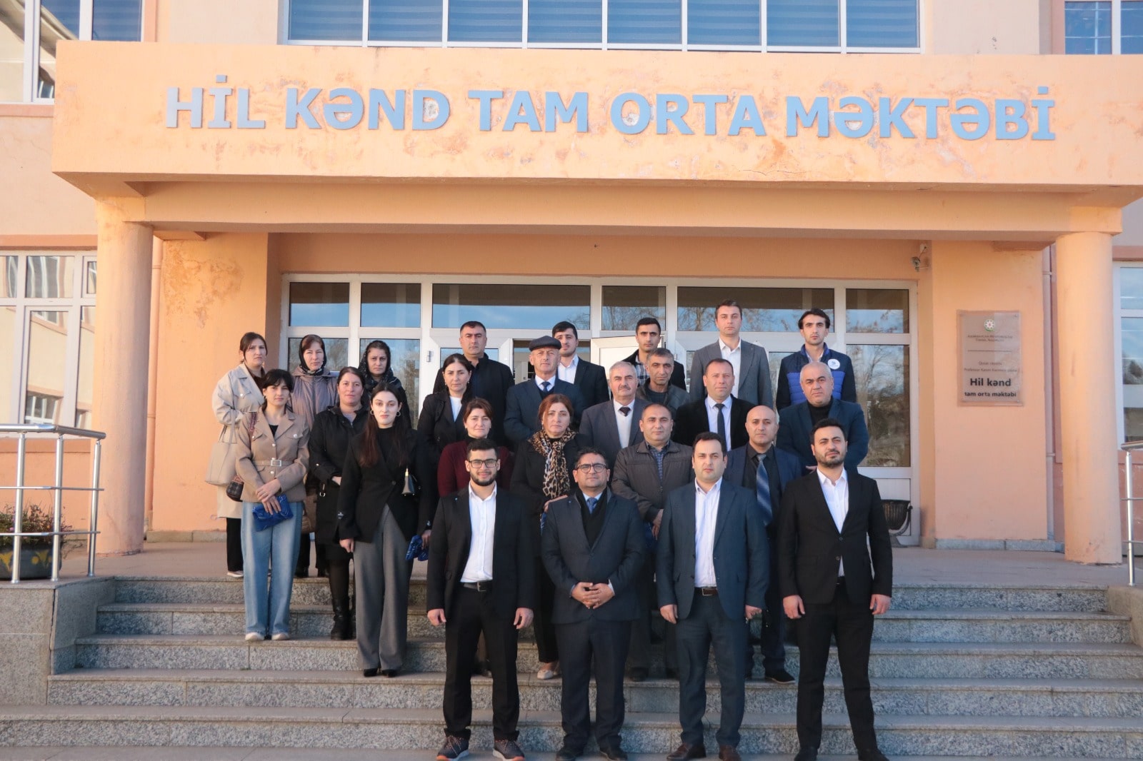 “İnternetdən təhlükəsiz istifadə bacarıqları” layihəsi çərçivəsində təlimlər davam edir