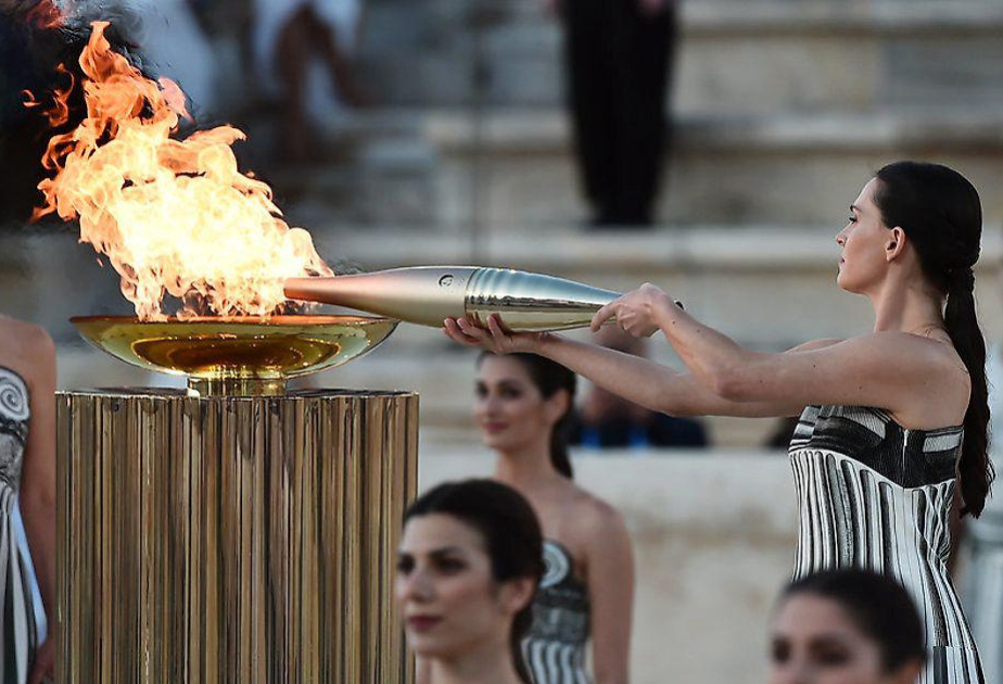 Qış Olimpiya Oyunlarının məşəli yandırıldı