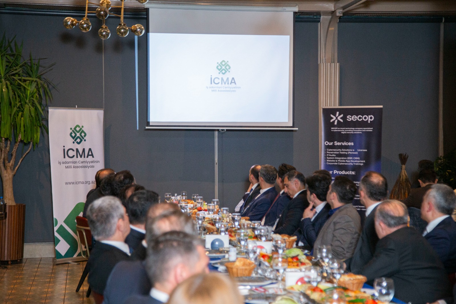 İCMA hüquq, maliyyə və biznes nümayəndələrini bir araya topladı