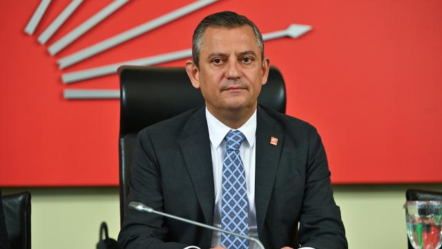 Özgür Özel Re-elected as CHP Leader
