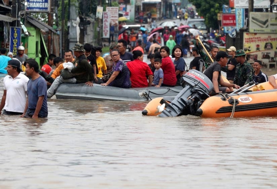 İndoneziyada daşqınlar - Ölənlərin sayı 435 nəfərə çatdı
