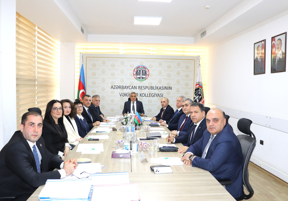 Kollegiya daha bir neçə vəkili cəzalandırdı