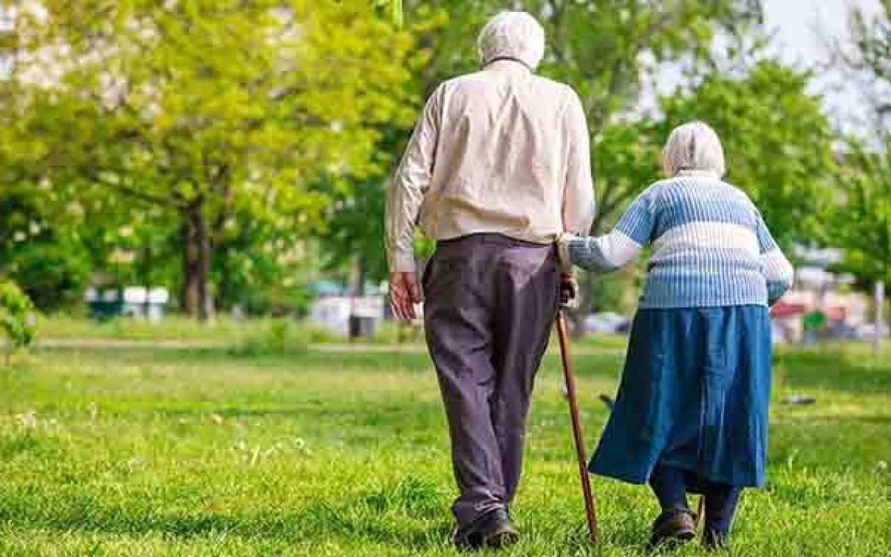 Azərbaycanda yaşlı əhalinin sayı artır