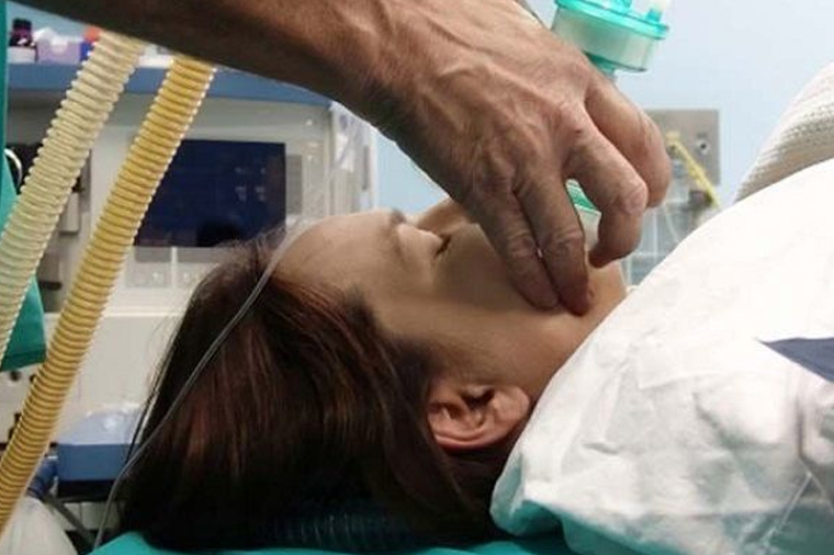 21 yaşlı qadın doğuş zamanı öldü