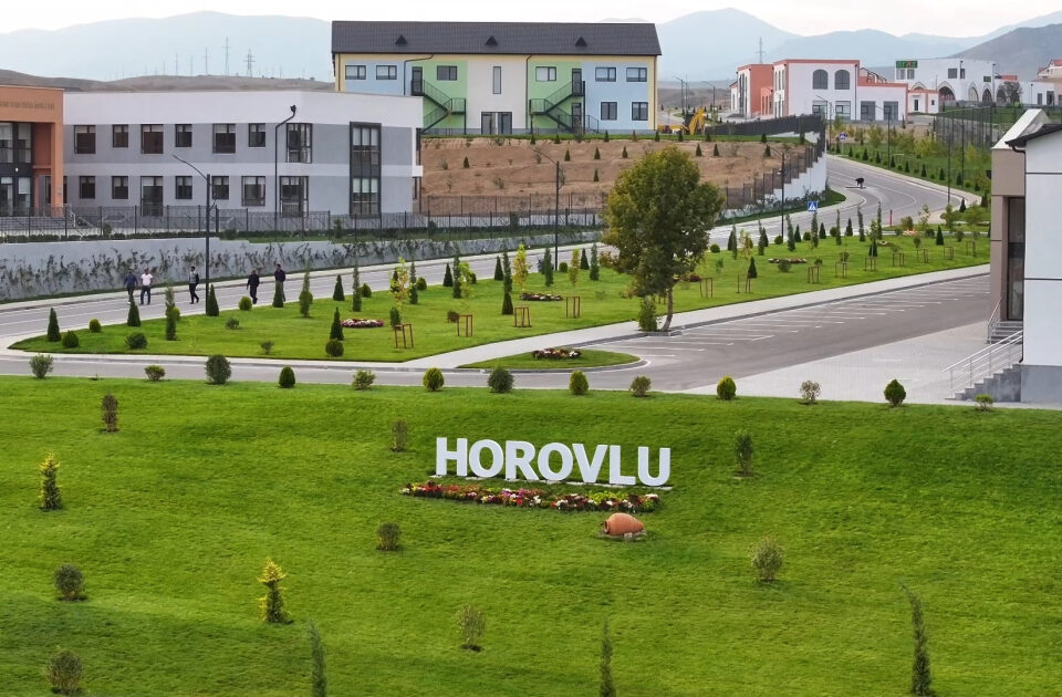 Horovluya daha 16 ailə KÖÇÜRÜLDÜ