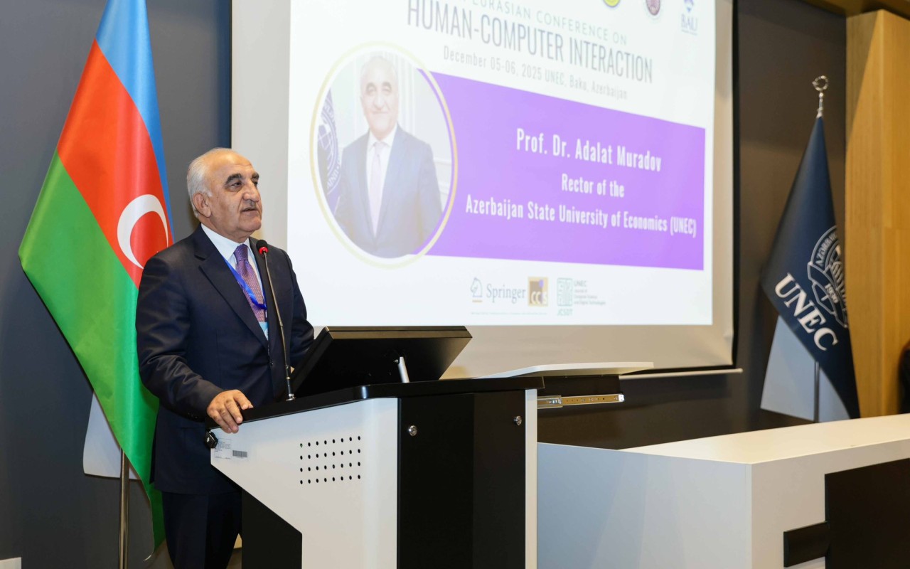 UNEC-də Beynəlxalq Avrasiya konfransı keçirilib - FOTOLAR